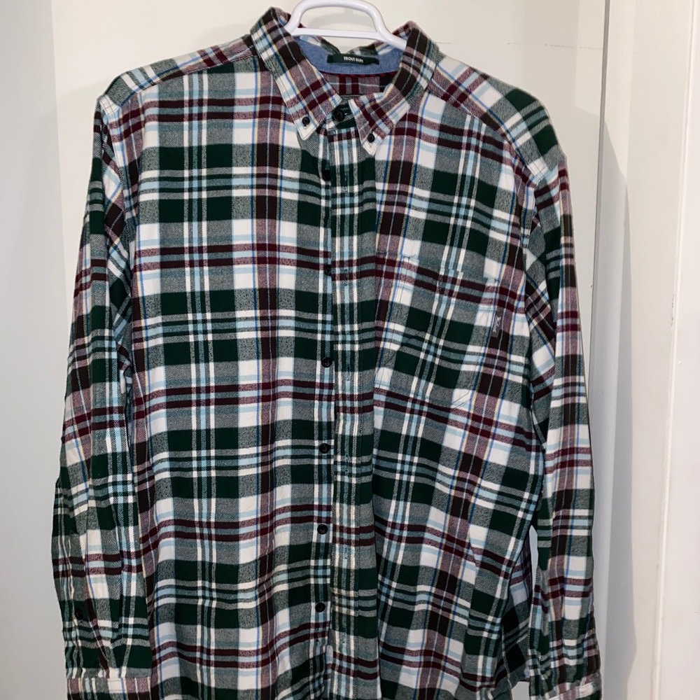 WOOLRICH Men’s Plaid Flannel Button Up